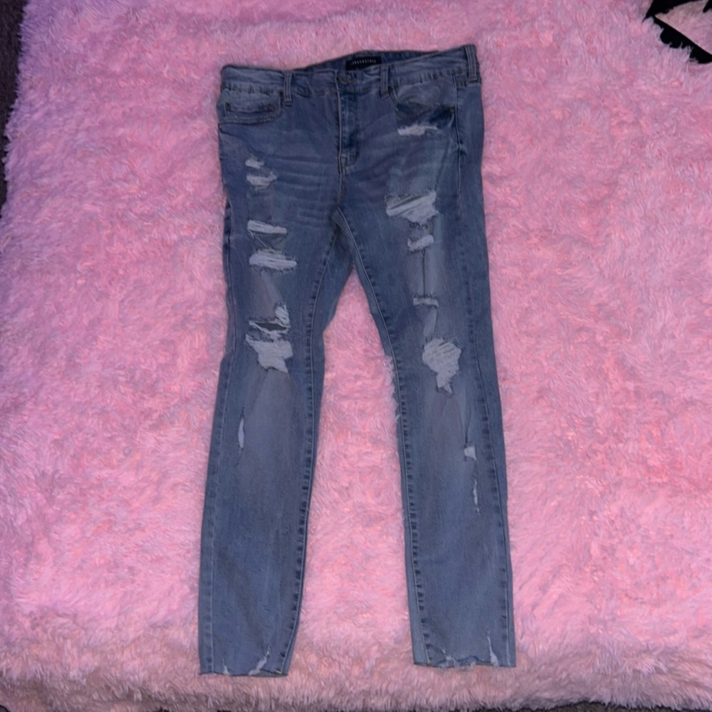 Ripped skinny jeggings